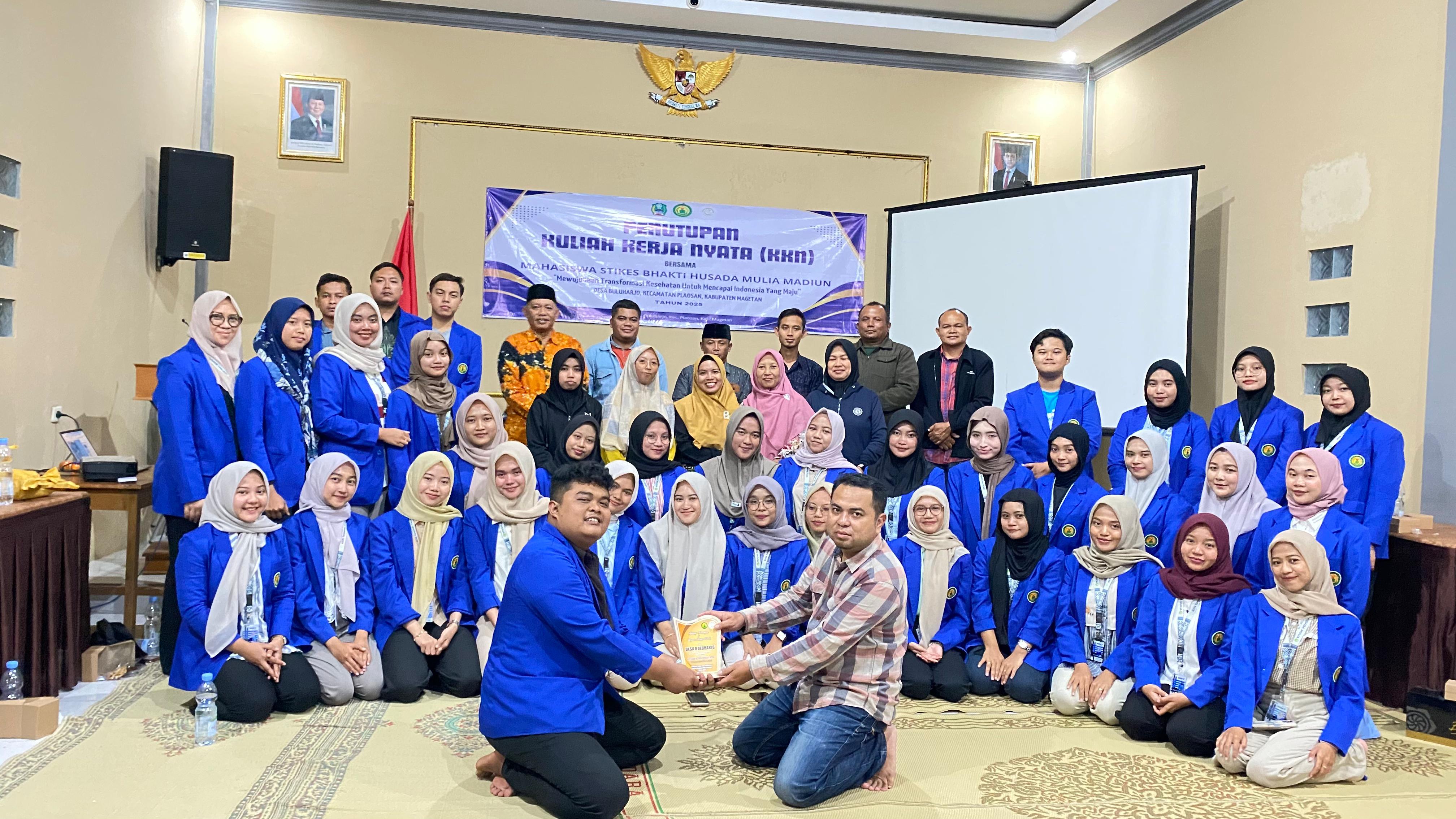 PENUTUPAN KKN STIKES BHM MADIUN